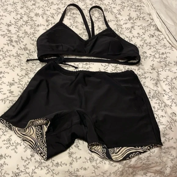 Reversible 2 piece swim wear by Honey Girl - Picture 3 of 5